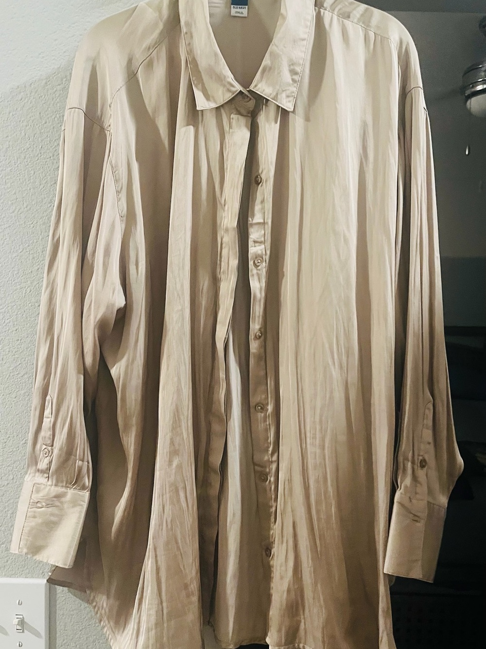 Old Navy Lightweight Beige Long-Sleeve Button Shirt